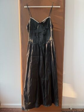 SHEIN Black Satin Dress with Front Bow Accent